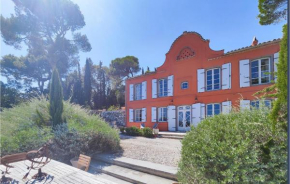 5 Bedroom Beautiful Home In Ouveillan